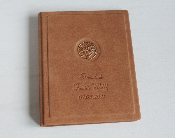 Stammbuch "Goldene Lebensbaum" aus cognacbraunem Leder,  DIN A5